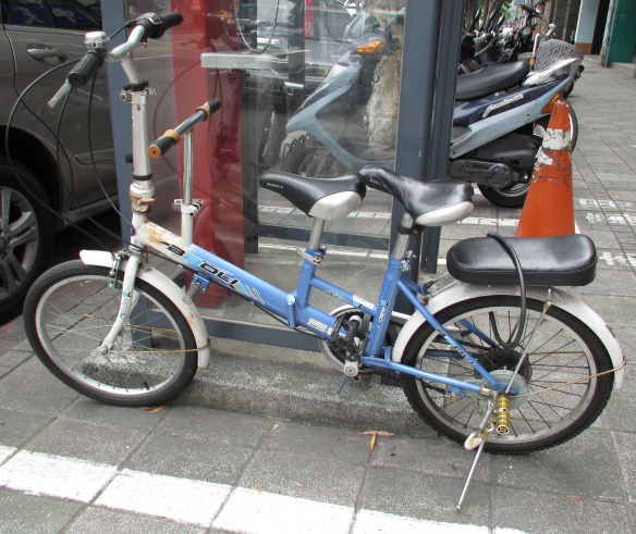 folding bike made for three