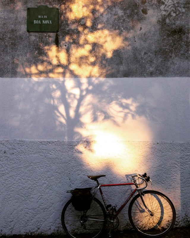 do tipo, tão depressa o sol nasce...
