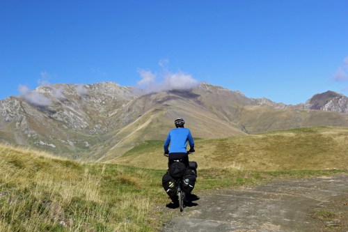 foto: http://www.webventure.com.br/h/noticias/transpirenaica-a-travessia-dos-pirineus-de-bicicleta/33818