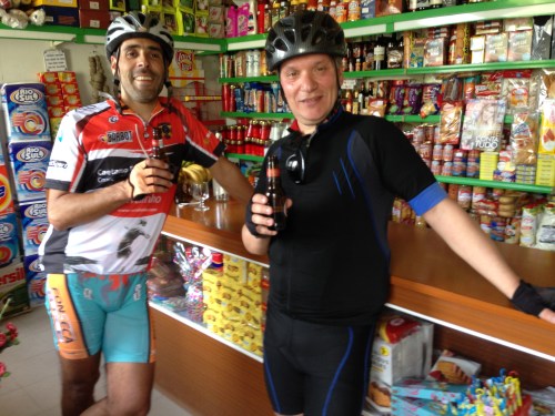 um brinda à amizade